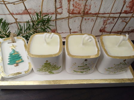 Set decorativ - trei lumanari din ceara de soia turnate in pahare de ceramica plus suport dreptunghiular din ceramica. [4]