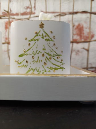 Set decorativ - trei lumanari din ceara de soia turnate in pahare de ceramica plus suport dreptunghiular din ceramica. [15]