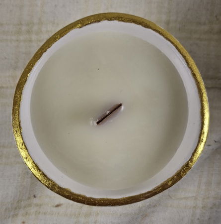 Set decorativ de Craciun - lumanare alba din ceara de soia plus suport din ceramica handmade [4]