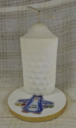 Set decorativ de Craciun - 'Merry Pinguini' lumanare alba din ceara de soia plus suport din ceramica handmade [7]