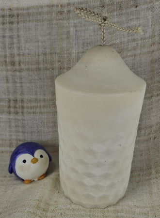 Set decorativ de Craciun - 'Merry Pinguini' lumanare alba din ceara de soia plus suport din ceramica handmade [3]