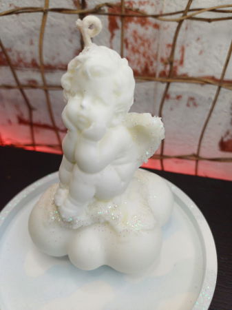 Lumanare "ingeras pe nor " cu farfurioara din ceramica bleu. [12]