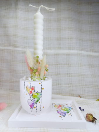 In recipient din ceramica handmade - Set decorativ  "inimioare colorate"