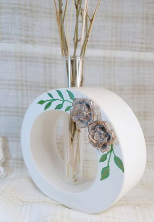 Vaza circulara din ceramica, lucrata manual, cu tub hidroponic. [2]