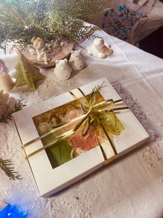 Ingerasi din ceara parfumata, decoratiuni pentru brad.  Set 3 ingerasi (model 2) [4]