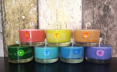 In recipient din sticla - Set lumanari " 7 Chakre " in pahar de sticla mica