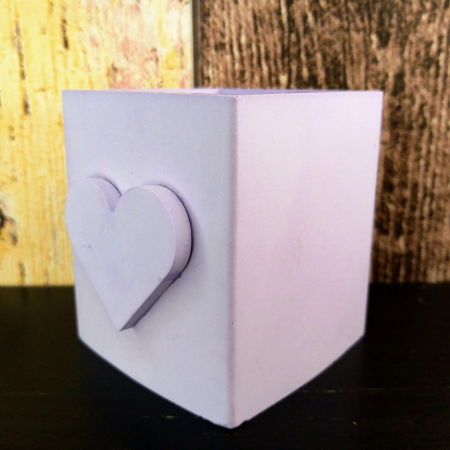 Recipient patrat decorat cu inima mov [2]