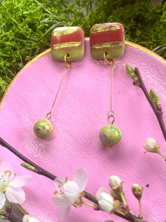 Patrat roz verde cu bila [1]