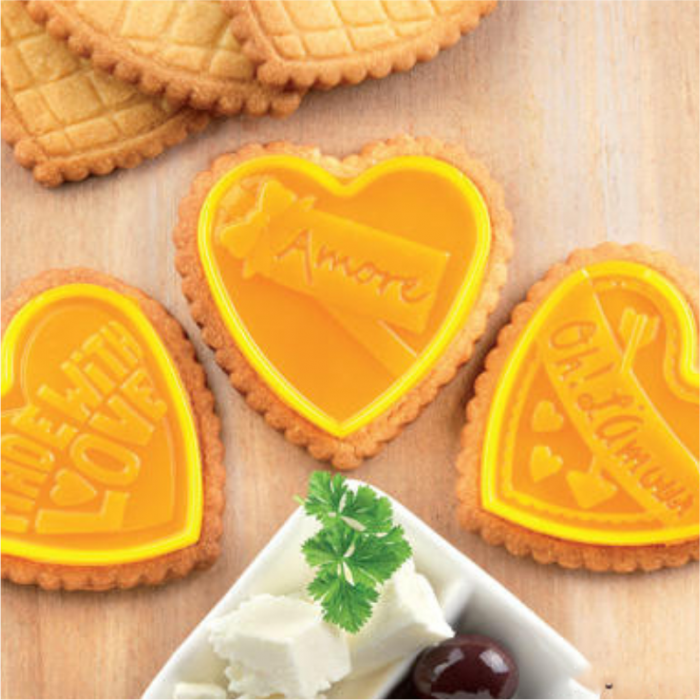 Biscuiti - Decupator Inima 6.4x6.3xH0.45 cm, Forma Silicon Love, 6 cavit. (CKC06) [3]