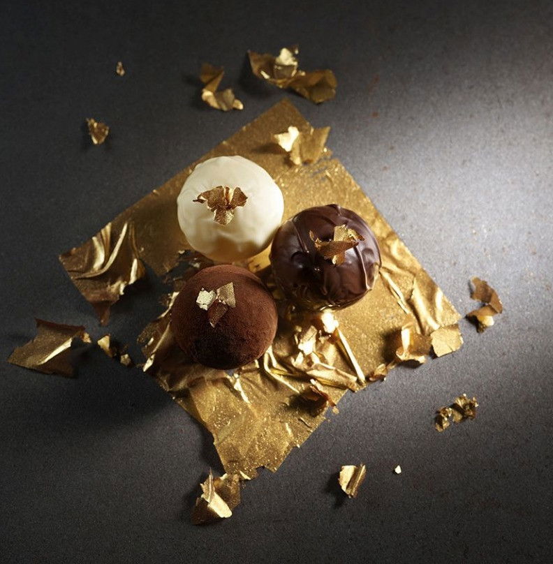 Foite Aurii Comestibile pentru Decorarea Alimentelor 8 x 8 cm, 45 buc [3]