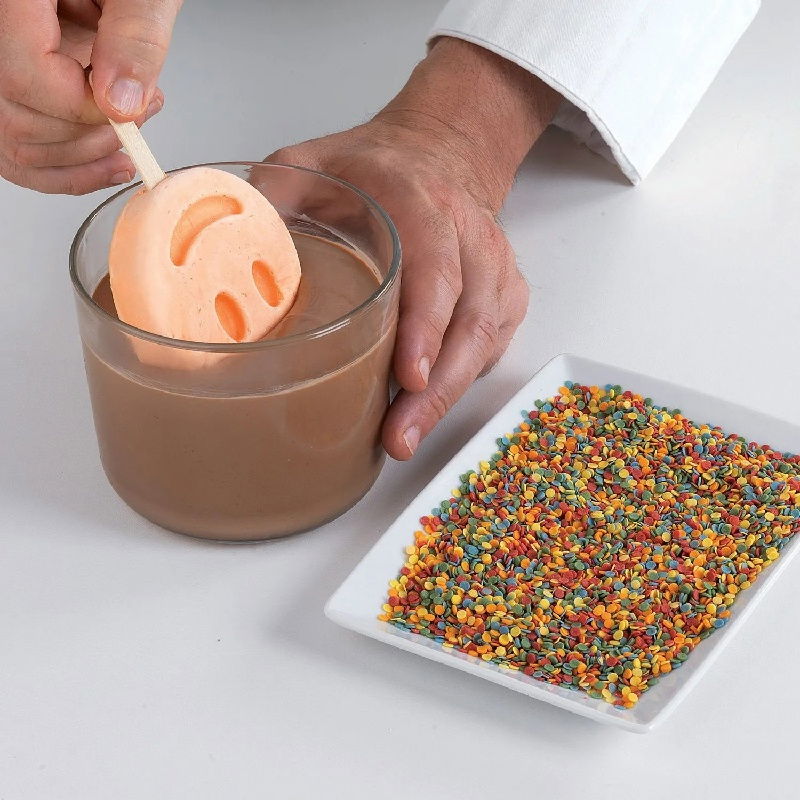 Forma Silicon Inghetata Mr. Funny, 2 forme silicon x 4 cav. Ø 8.3 x H 2.25 cm, 100 ml, 50 bastonase [5]