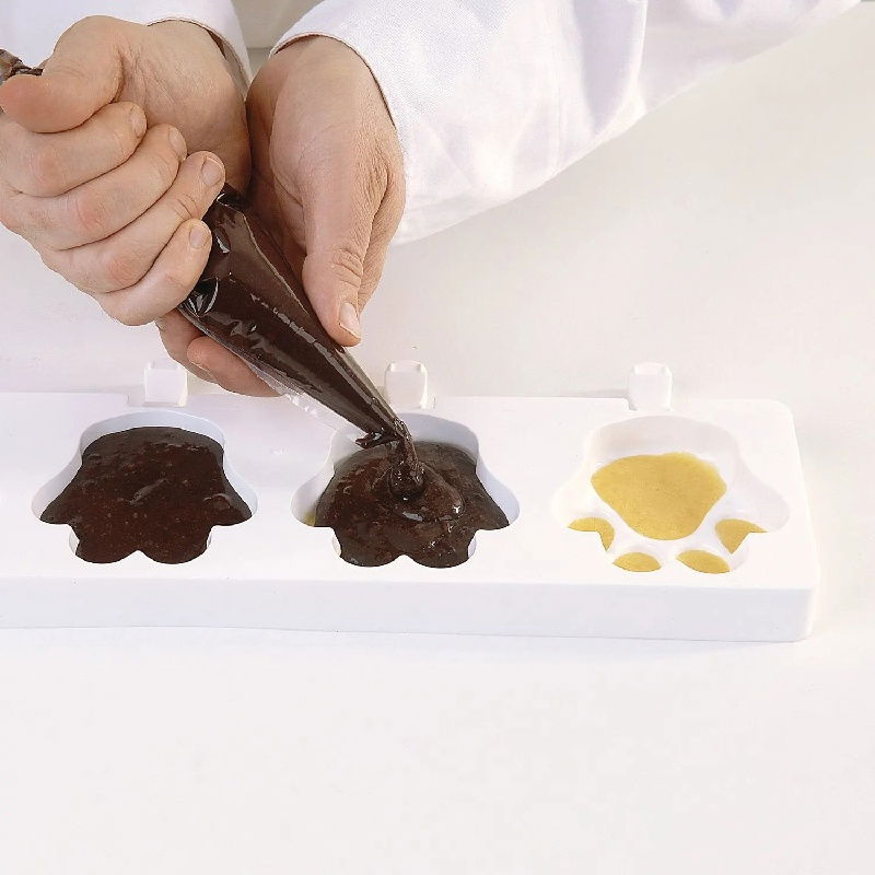 Forma Silicon Inghetata Paw, 2 forme silicon x 4 cav. 8.9 x 8.4 x H 2.4 cm, 98 ml, 50 bastonase [2]