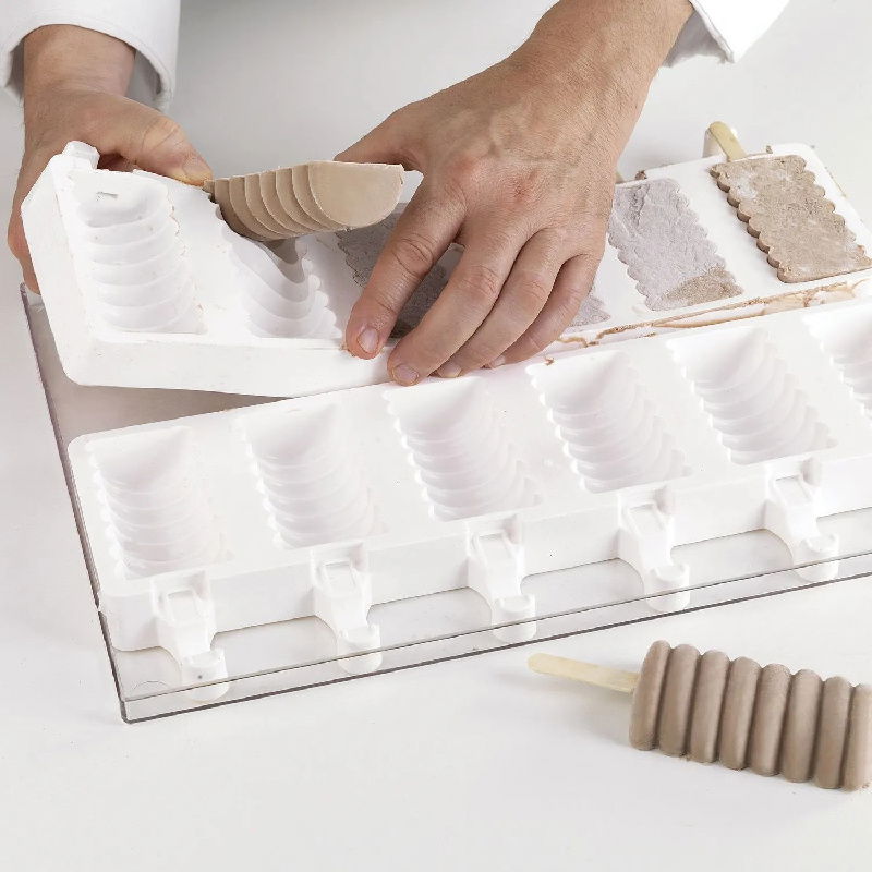 Forma Silicon Inghetata Tango, 2 forme x 6 cavitati 9.2 x 4.5 x H 2.75 cm, 90 ml, 50 bastonase [3]