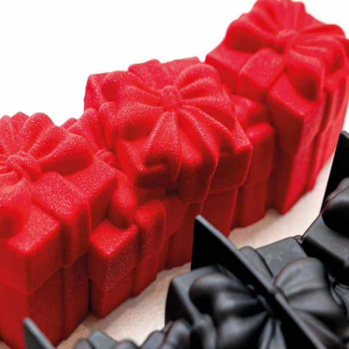 Forma Silicon Tort 3D Cadou 25 x 8.5 x H 8.5, 1100 ml [1]