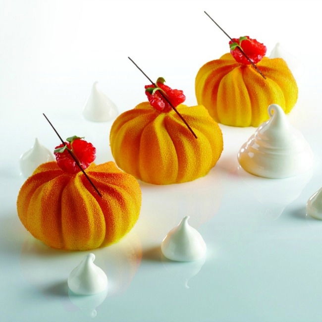 Forma Silicon Twister, Monoportii Ø 6.6 x h 3.5 cm, 88 ml, 12 cavitati [1]