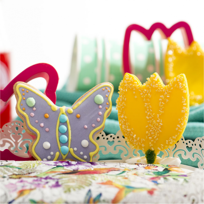 Lalea si Fluture - Decupatoare Plastic, Ø 7 si 7.5 x H 2.2 cm, Set 2 Buc [2]