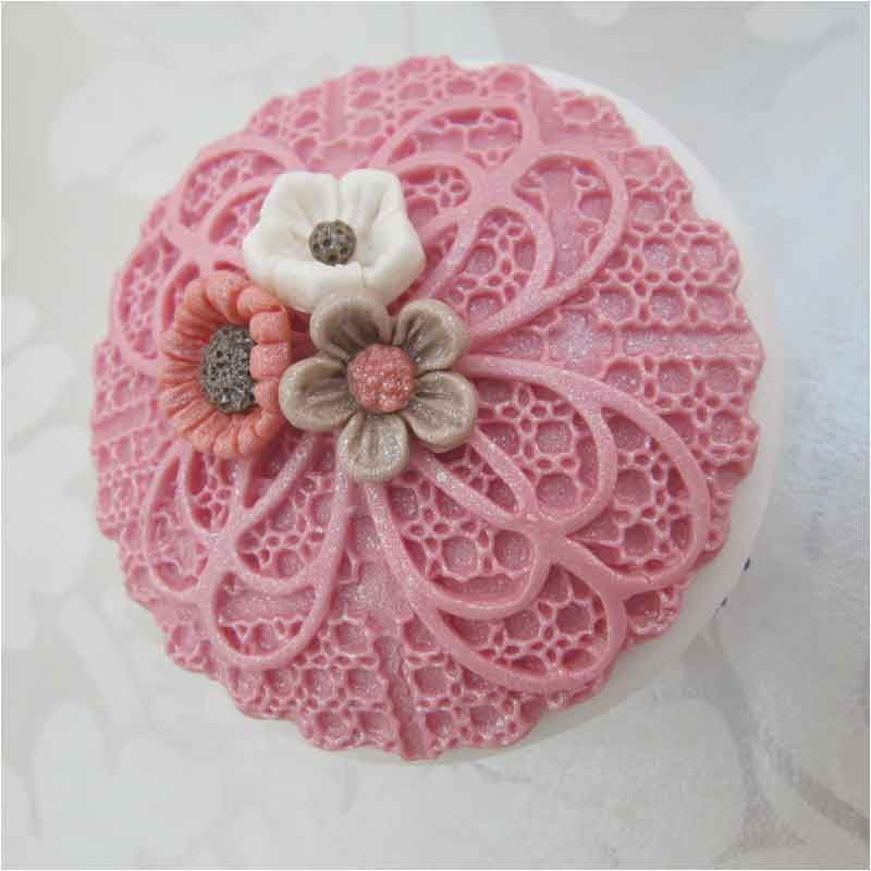 Mulaj Silicon Decor Rotund / Top Cupcake cu Dantela Vintage Ø 7 cm [3]