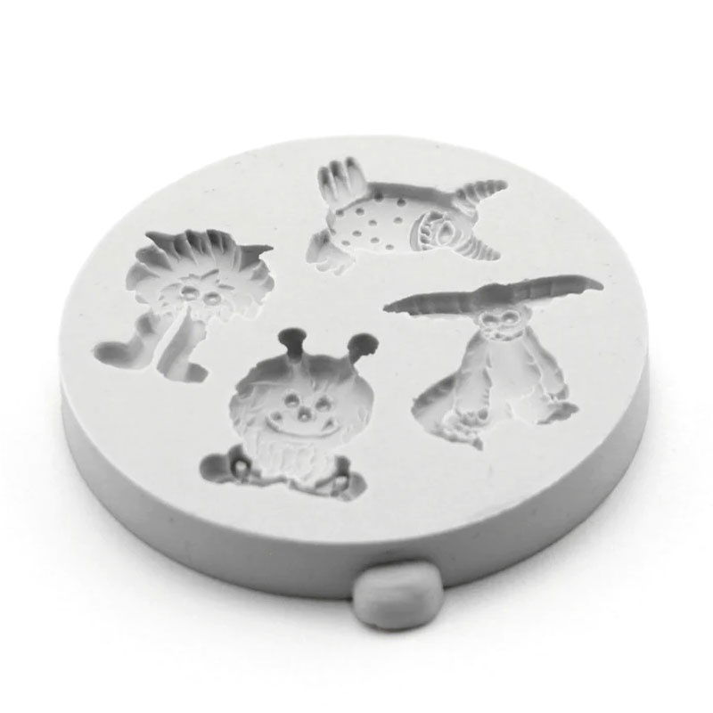 Mulaj Silicon Monstri, 4 Subiecte [2]