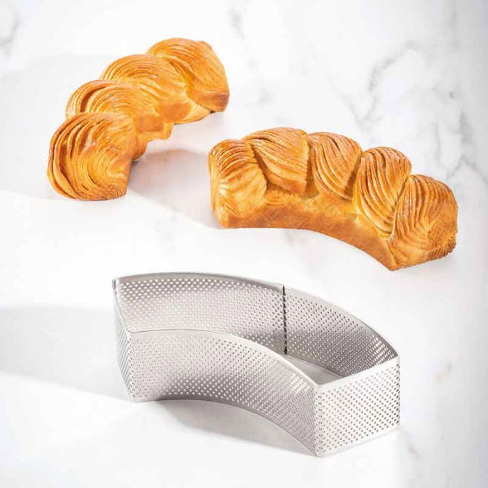 Rama Microforata Tarte Viennoiserie by Johan Martin Semiluna 15.7 x 5 x H 4.5 cm [2]