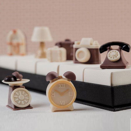 Set 2 Matrite Praline Vintage - Telefon si Lampa Abajur [2]