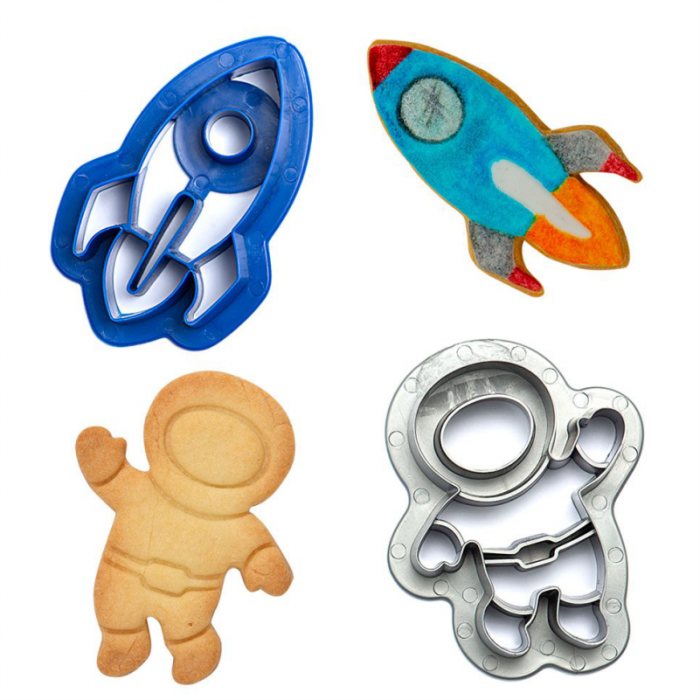 Spatiul Cosmic - Decupatoare Plastic Ø 7.5 si 8 x H 2.2 cm, Set 2 Buc [1]