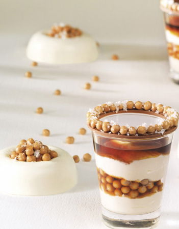 Decoratiuni Crispearls, Perle de Ciocolata cu Aroma Caramel Sarat 800 g [2]