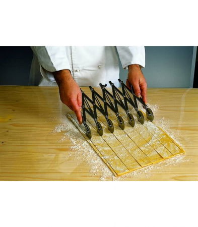 Cutit Inox Extensibil cu 5 Lame Circulare Netede, Reglabil între 1 și 12,5 cm, Martellato [3]