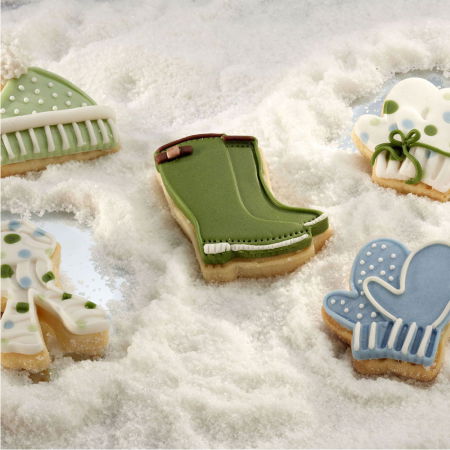 Cofetarie - Ustensile - Biscuiti sau Decoruri Iarna, Craciun - Decupatoare Plastic cu Extractor Ø 5.5 cm, Set 4 Buc