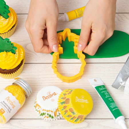 Decupatoare Plastic Fructe - Ananas si Capsuna Ø 7 si 10 x H 2.2 cm, 2 Buc [3]