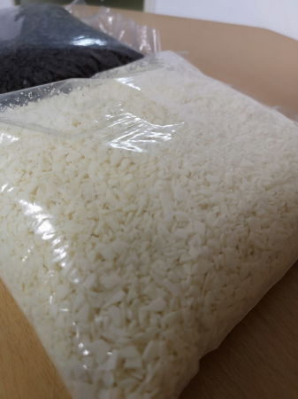 Flakes Bucati, Granule - Flakes, Paiete Albe pentru decor, 1 Kg,