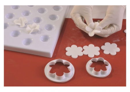 Floare 6 Petale - Decupatoare Plastic Ø 6.5 si 7.5 cm, Set 2 Buc [2]