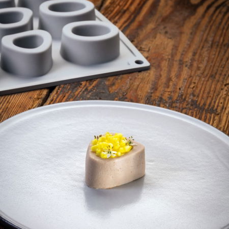 Forme de Silicon Cofetarie - Forma Silicon Gourmand Ossobuco 4.8 x 4 x H 2.3 cm, 15 cavitati