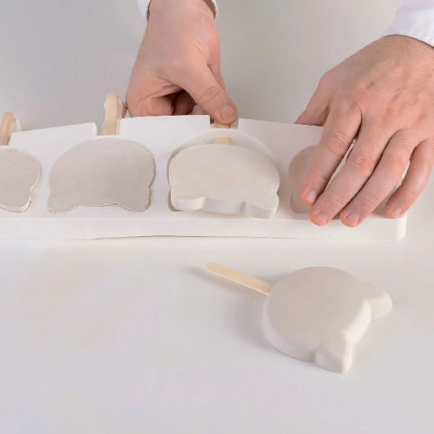 Forma Silicon Inghetata Cat, 2 forme silicon x 4 cav. Ø 8.85 x H 8.2 cm, 95 ml, 50 bastonase [4]