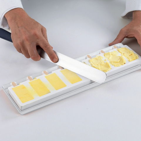 Forma Silicon Inghetata Mini Chic GEL05M, 4 cavitati x 7 x 3.2 x H 2.2 cm, 38 ml, 50 bastonase [5]