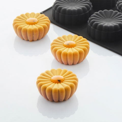 Forme 30x40cm Monoportii, Mignon - Forma Silicon Margareta Ø 7.1 x H 3.2 cm, 6 cavitati, 91 ml