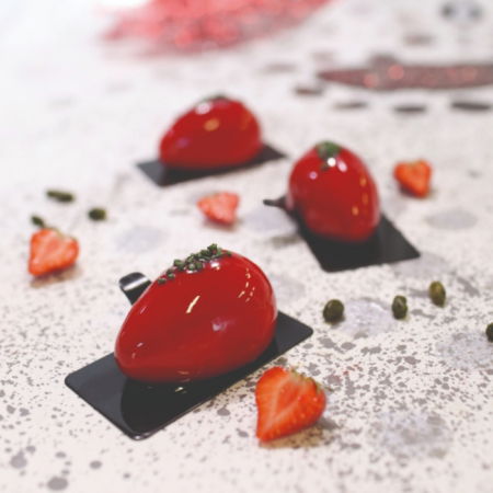 Forme de Silicon Cofetarie - Forma Silicon Quenelle, Monoportii 7.7 X 5.1 X 4.2 h cm, 90 ml, 16 cavitati