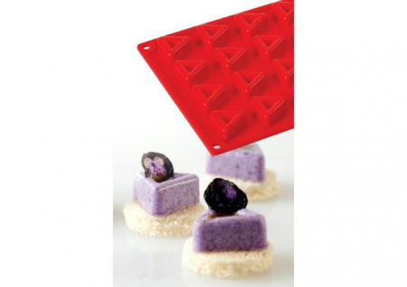 Forme de Silicon Cofetarie - Forma Silicon Savarin Triunghi Mignon 3x3xh1.35 cm, 28 cavitati