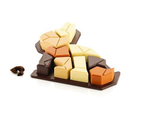 Forme de Silicon Cofetarie - Forma Silicon Tort Modern 3D Bunny 27.6 x 26.8 x H 3.2 cm, 520 ml