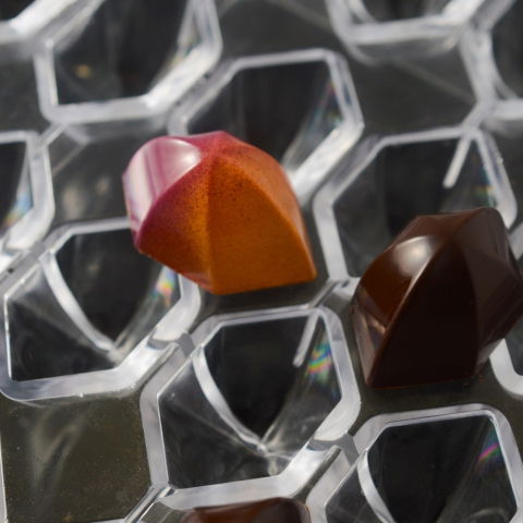 Matrita Policarbonat 25 Praline Ciocolata Model VIP Pod, 4 x 2.4 x H 1.9 cm, 9.2 gr [3]