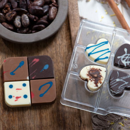 Matrite Praline Ciocolata - Matrita Policarbonat Ciocolata, Trifoi 4 Foi 8 Cavitati, 20 x 12 x H 2 cm 