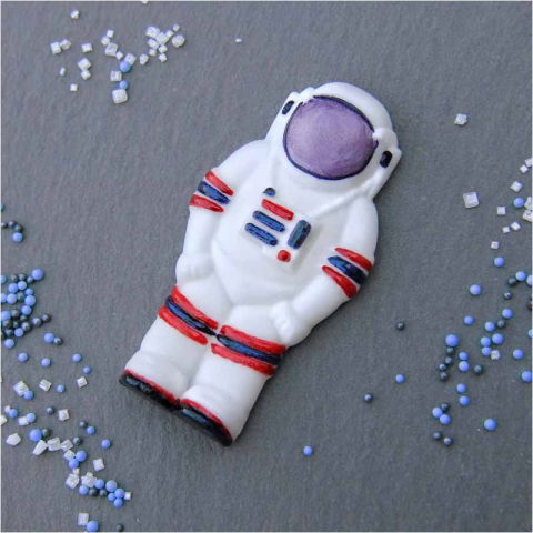 Mulaj Silicon Astronaut, 7.2 x 3.8 cm [2]