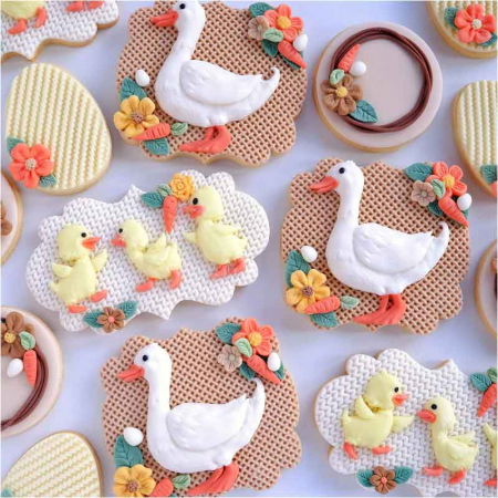 Ustensile Decorare Tort - Mulaj Silicon Familia de Ratuste, 4 Subiecte