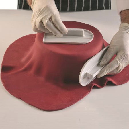 Ustensile si Accesorii Tort - Paleta Finisare Suprafete Tort, Capat Rotunjit, 14.8 x 8.2 cm