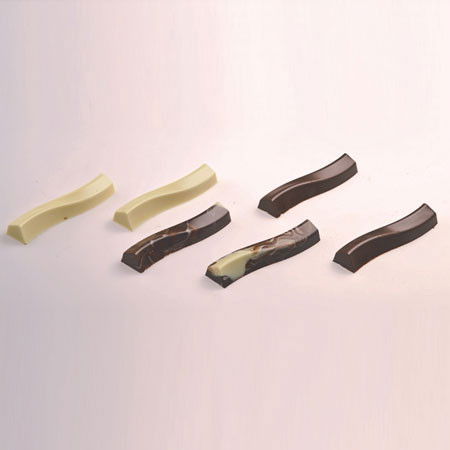 Ciocolaterie - Matrite, Ustensile - Snack Ciocolata 11.2 x 3.3 x H 1.55 cm - Matrita Policarbonat Wave, 8 cavitati