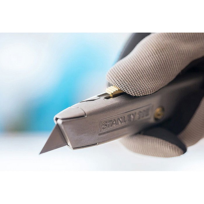 CUTTER 99E LAMA RETRACTABILA 2-10-099 STANLEY [2]