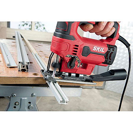 FIERASTRAU PENDULAR 550W 3000CPM + 2 PANZE 4530 AA SKIL [6]