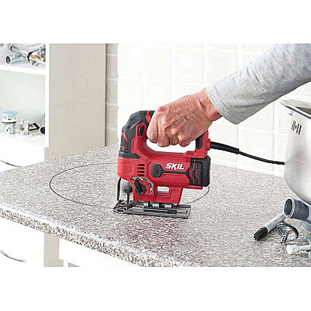 FIERASTRAU PENDULAR 550W 3000CPM + 2 PANZE 4530 AA SKIL [7]