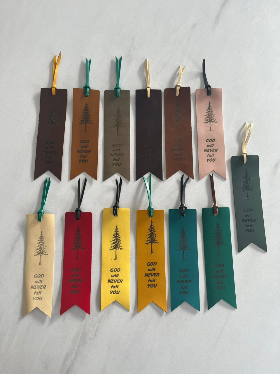 Semn de carte din piele - "God will never fail you" [2]