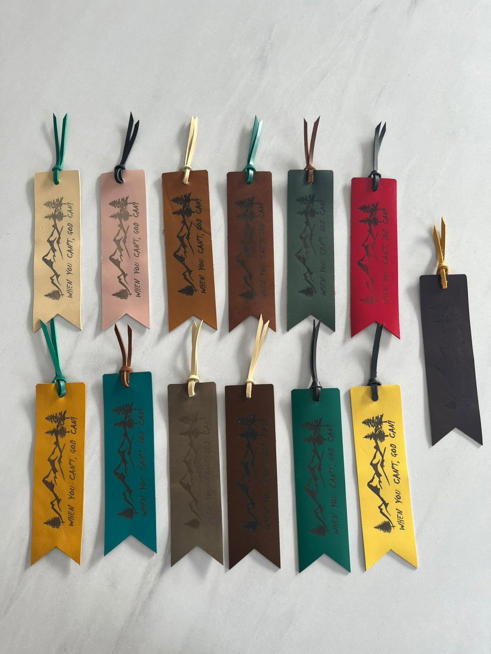 Semn de carte din piele - "When you can't God can" [2]