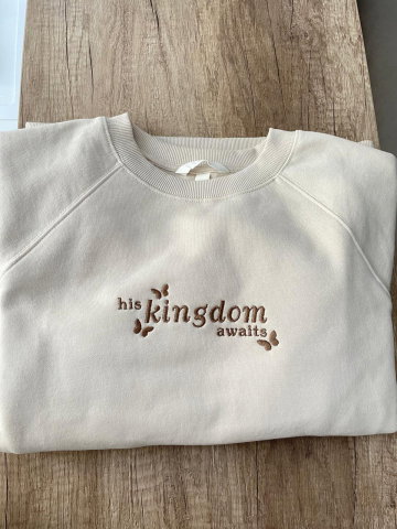 Imbracaminte - Bluza "His kingdom awaits"